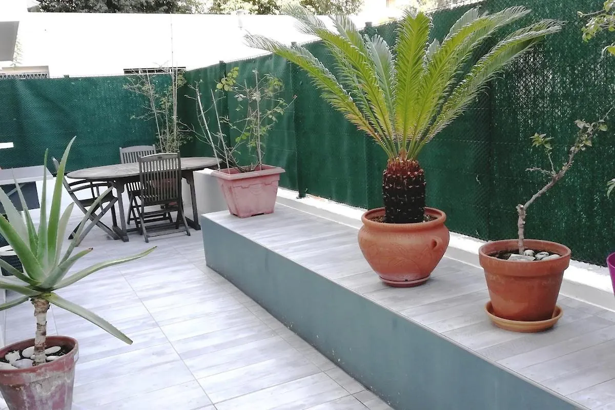 Апартаменты Cosy F1 Avec Grande Terrasse A 2 Pas Du Tramway Ницца
