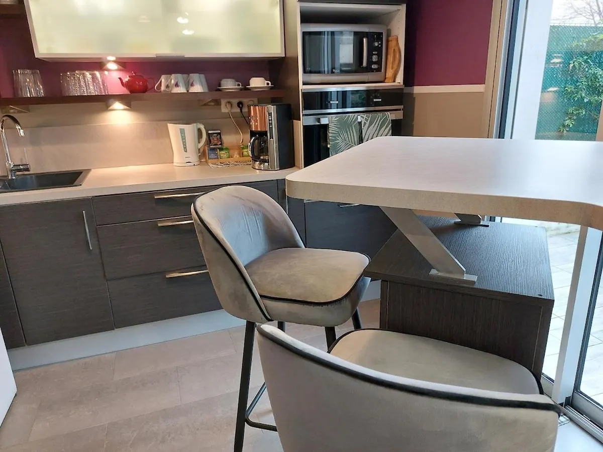ニースCosy F1 Avec Grande Terrasse A 2 Pas Du Tramwayアパートメント 0*, ニース